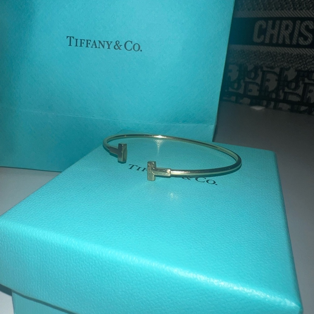 Tiffany t wire narrow bracelet in s/m
